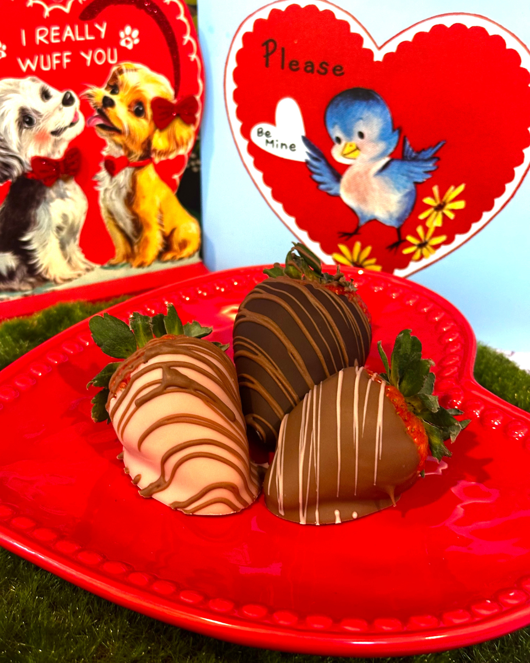 Chocolate Covered Strawberries (Pre-Order for Pickup Only)