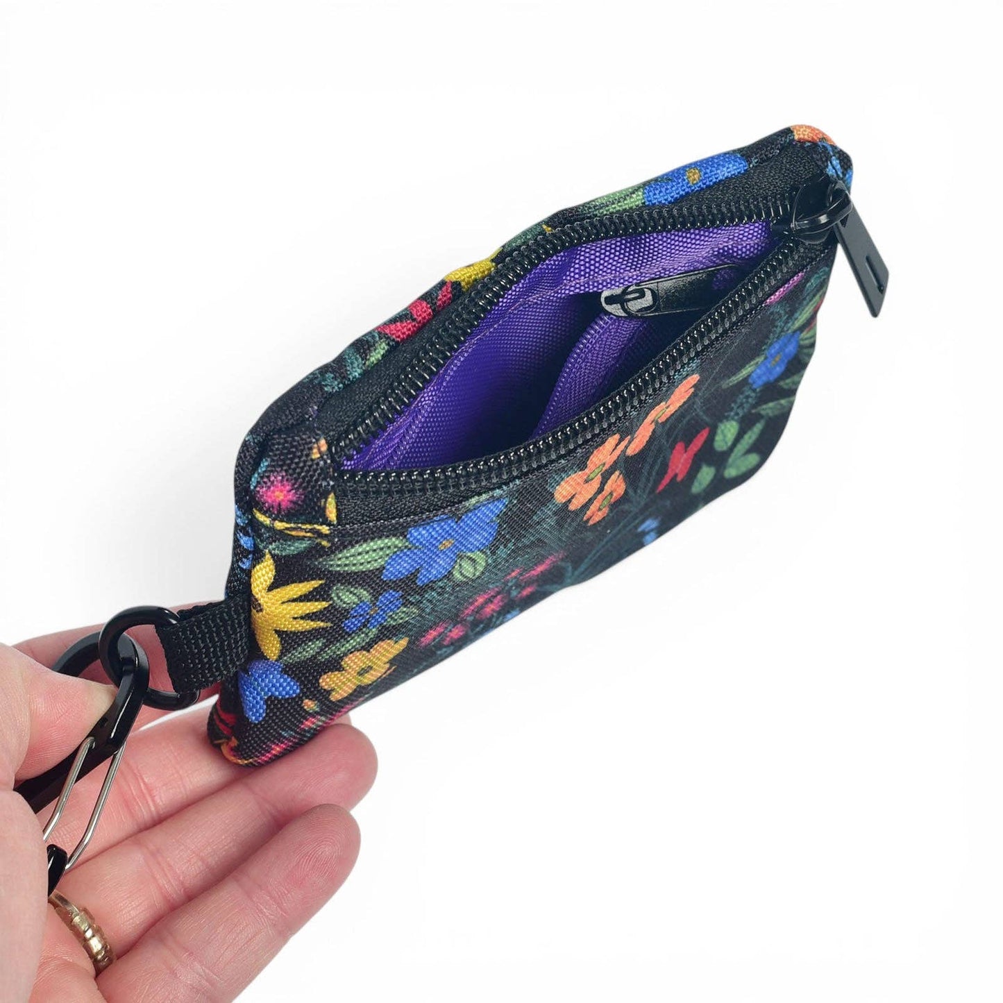 Sipsey Wilder - Mom's Flowers Clip Wallet