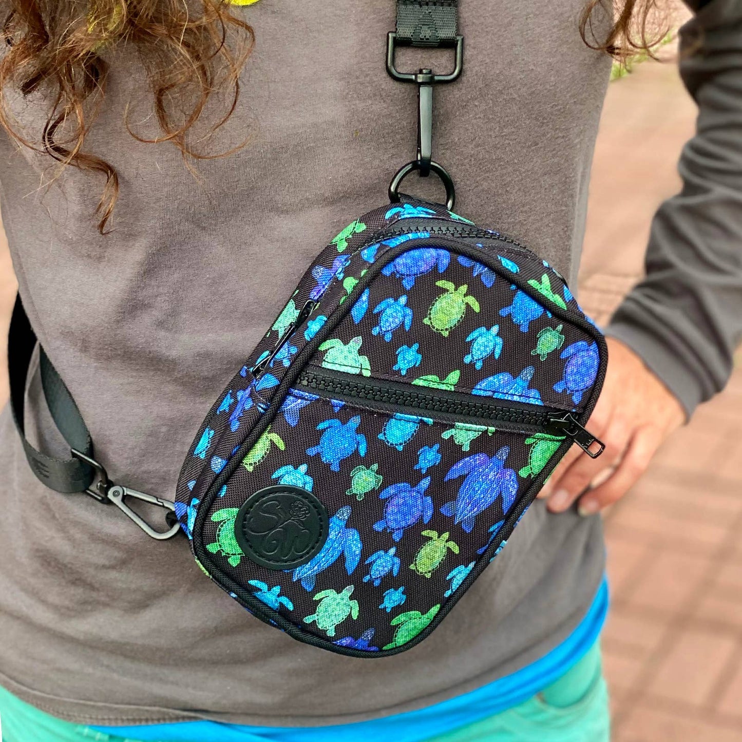 Turtle Tide Snapshot Crossbody