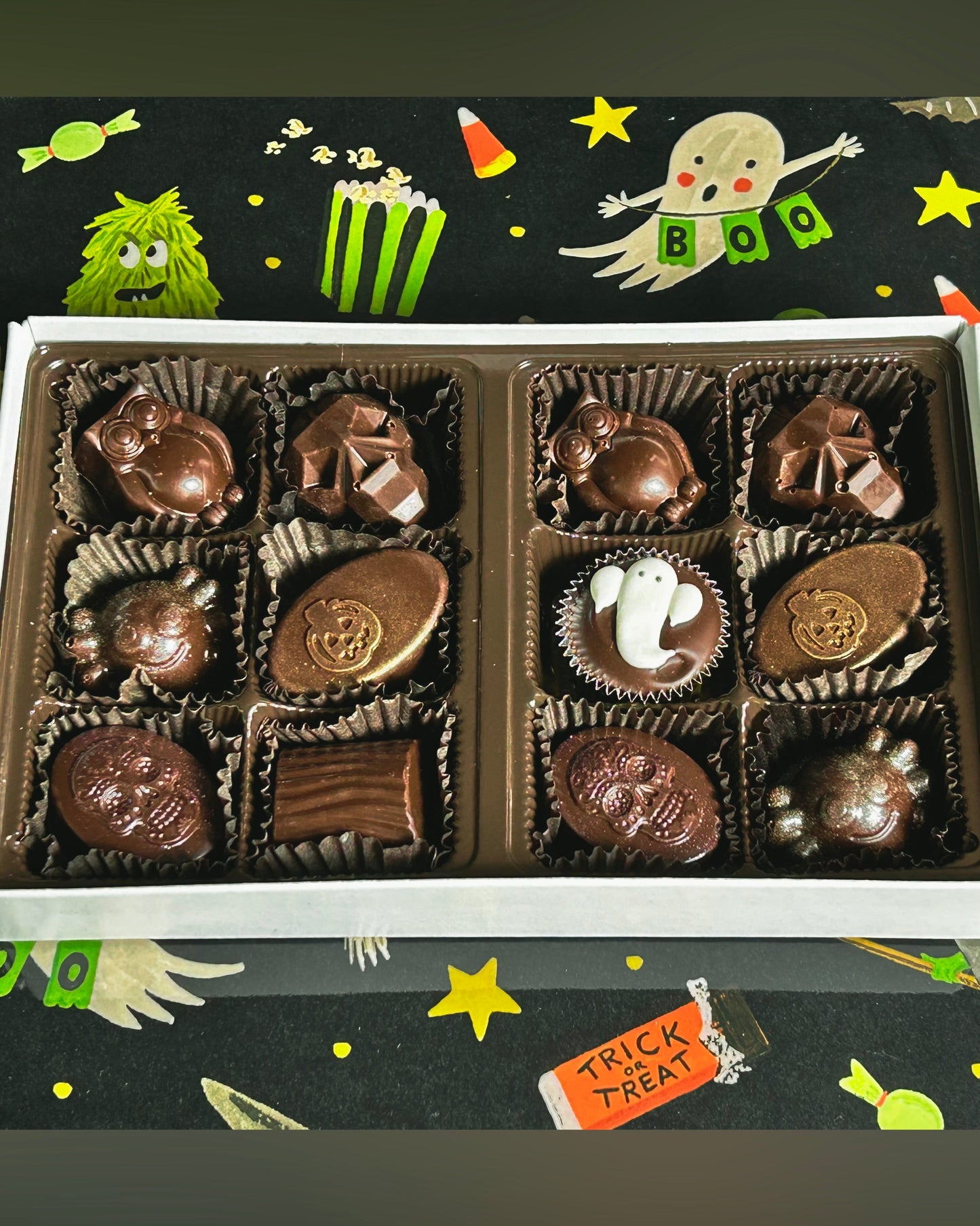 Halloween Sampler Chocolates Box - Medium