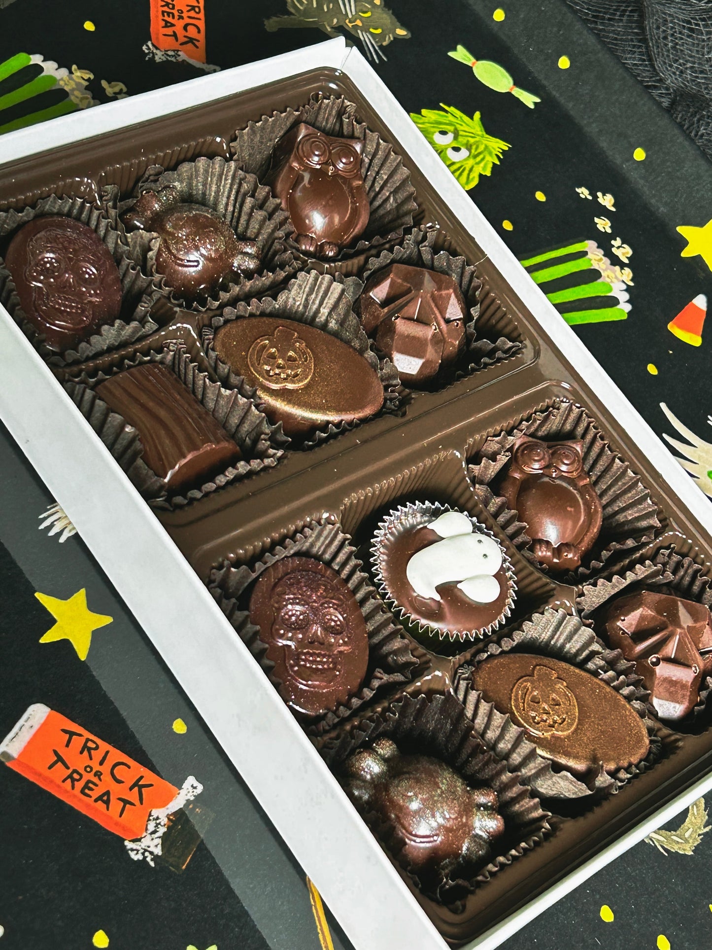 Halloween Sampler Chocolates Box - Medium