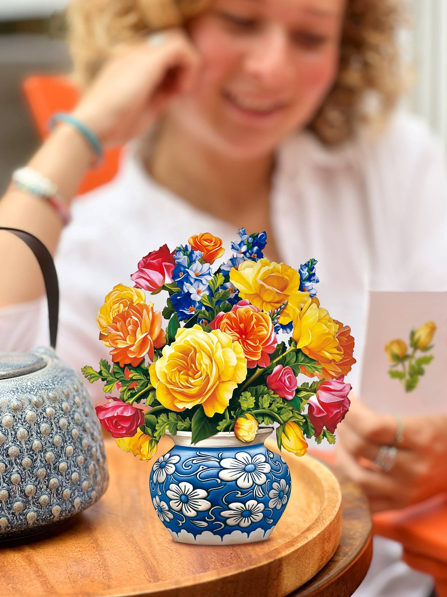 FreshCut Paper LLC - Mini Sorbet Roses (10 Pop-up Greeting Cards)